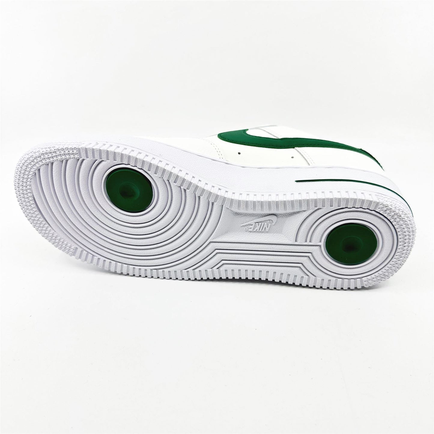 Nike Air Froce 1 '07 SE Sale Malachite White Womens Size 8.5 Athletic Sneaker