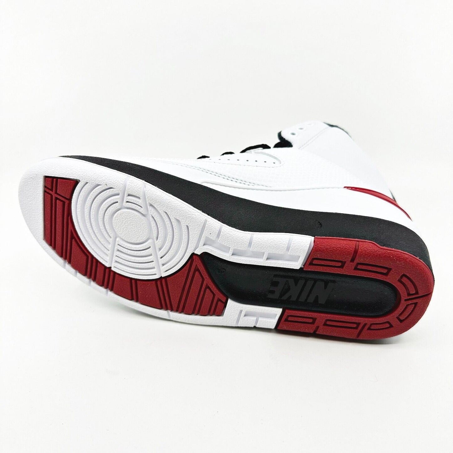Nike Air Jordan 2 Retro White Varsity Red Black Womens Size 6.5 Sneakers