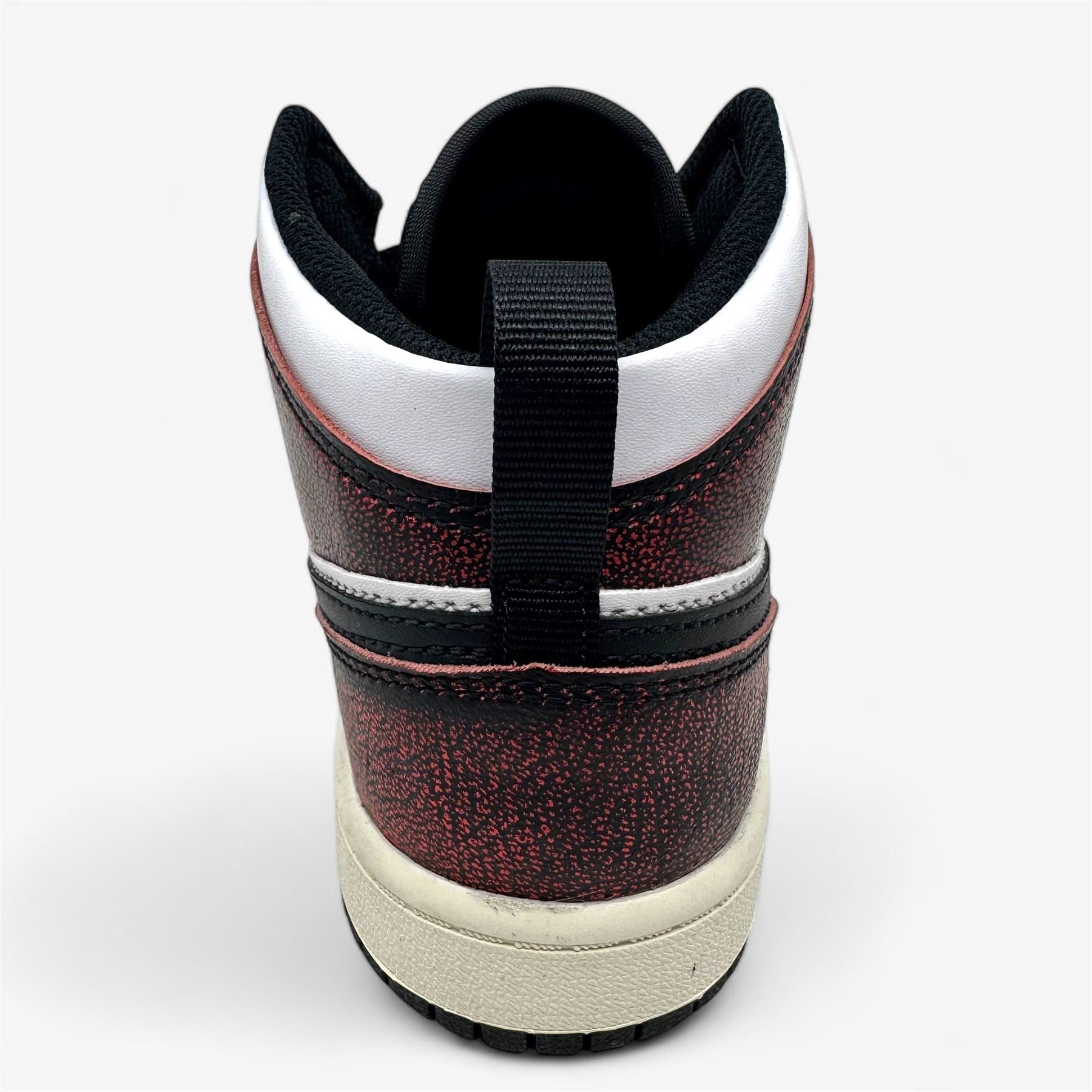 Jordan 1 Mid SE PS Black Infrared 23 White Kids Athletic Sneaker
