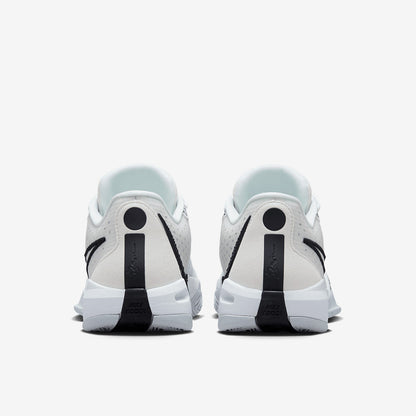 Nike Womens Sabrina 1
