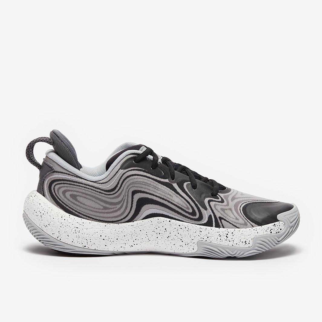 Under Armour Spawn 6