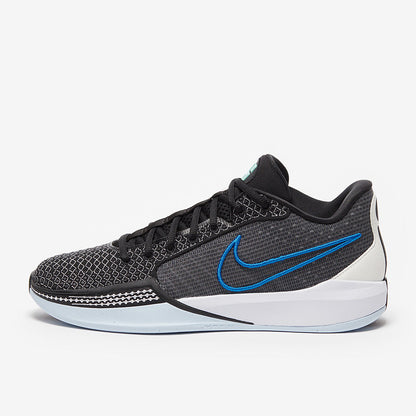 Nike Womens Sabrina 1