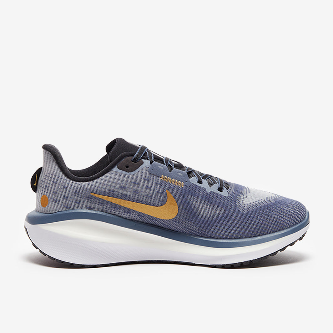 Nike Womens Vomero 17