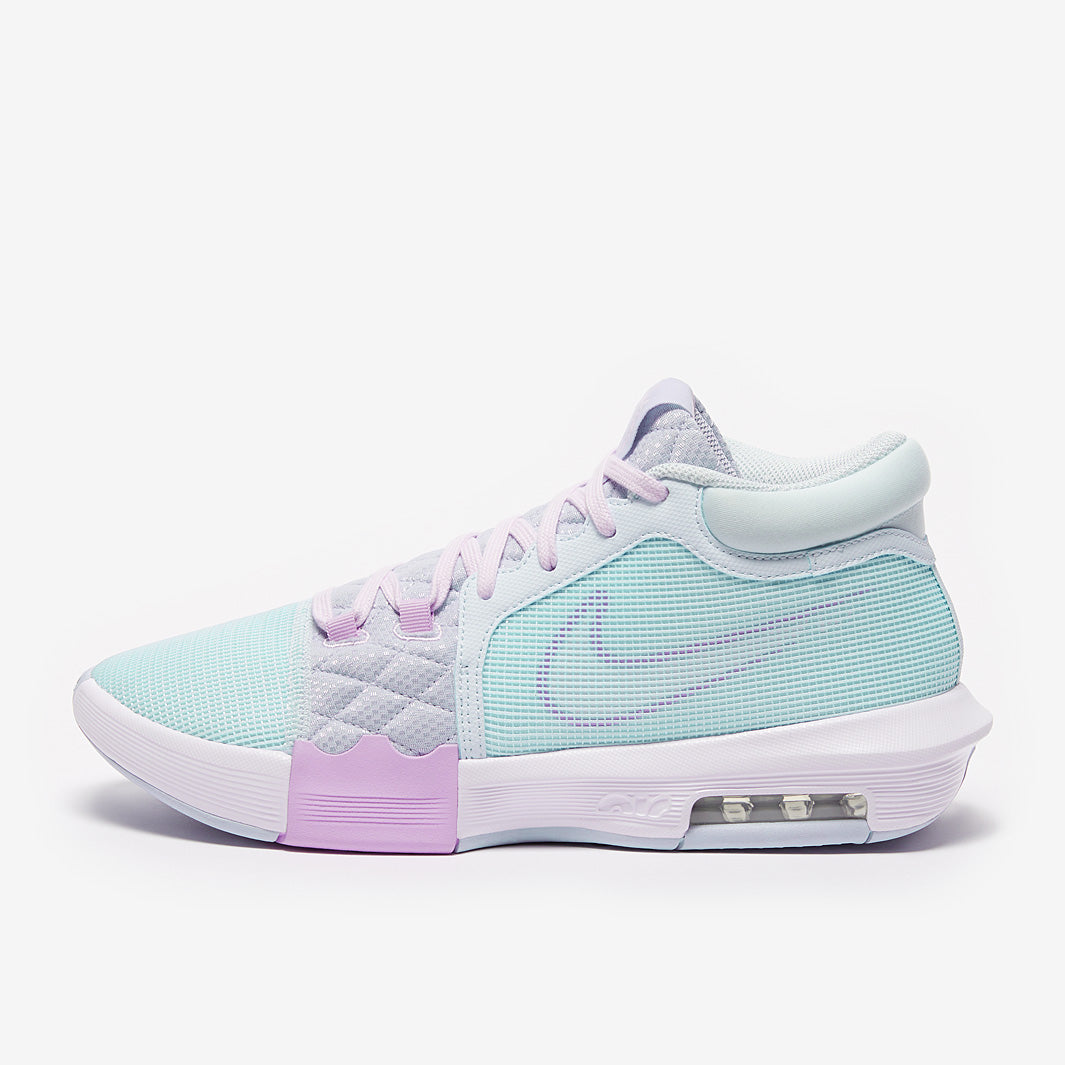 Nike LeBron Witness 8