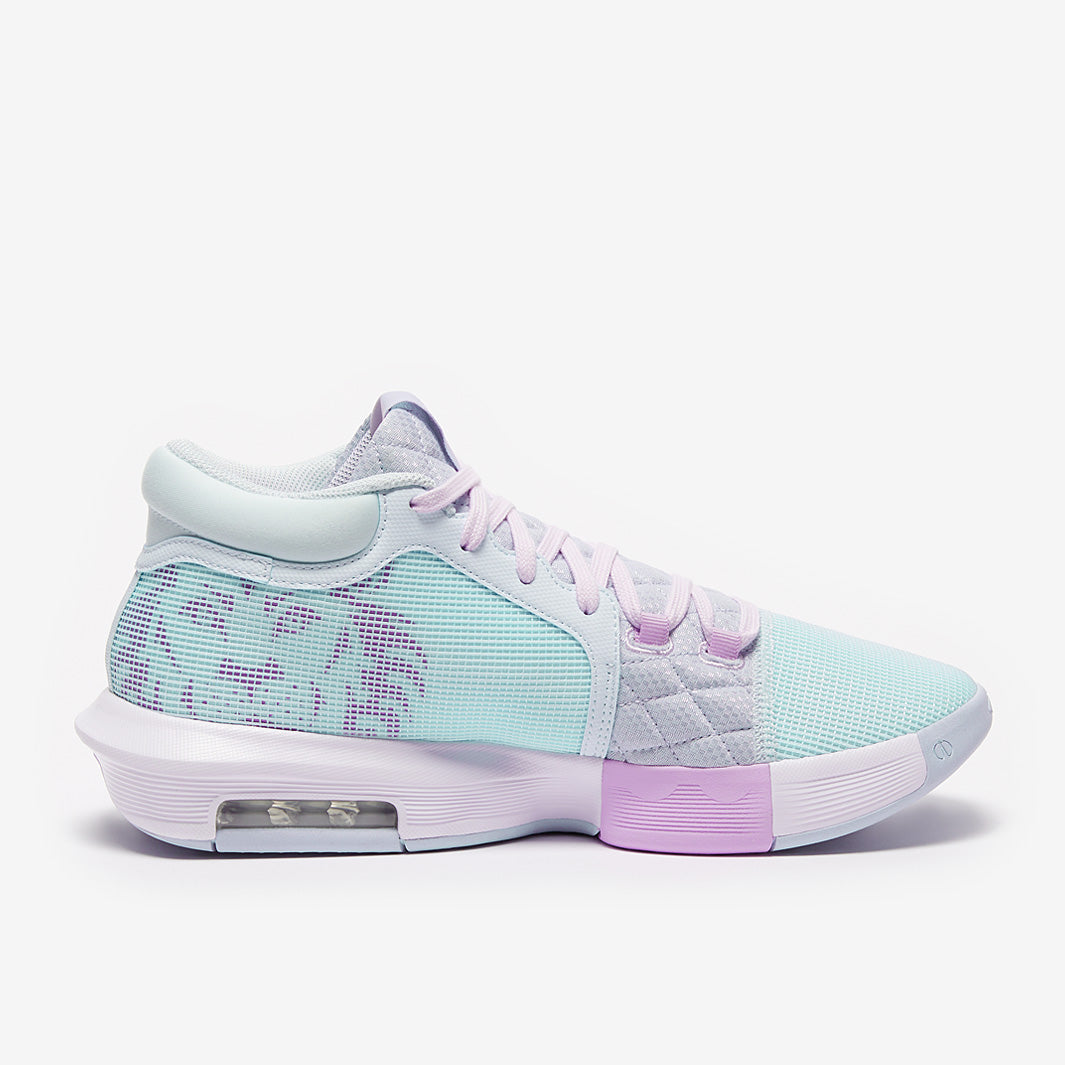 Nike LeBron Witness 8