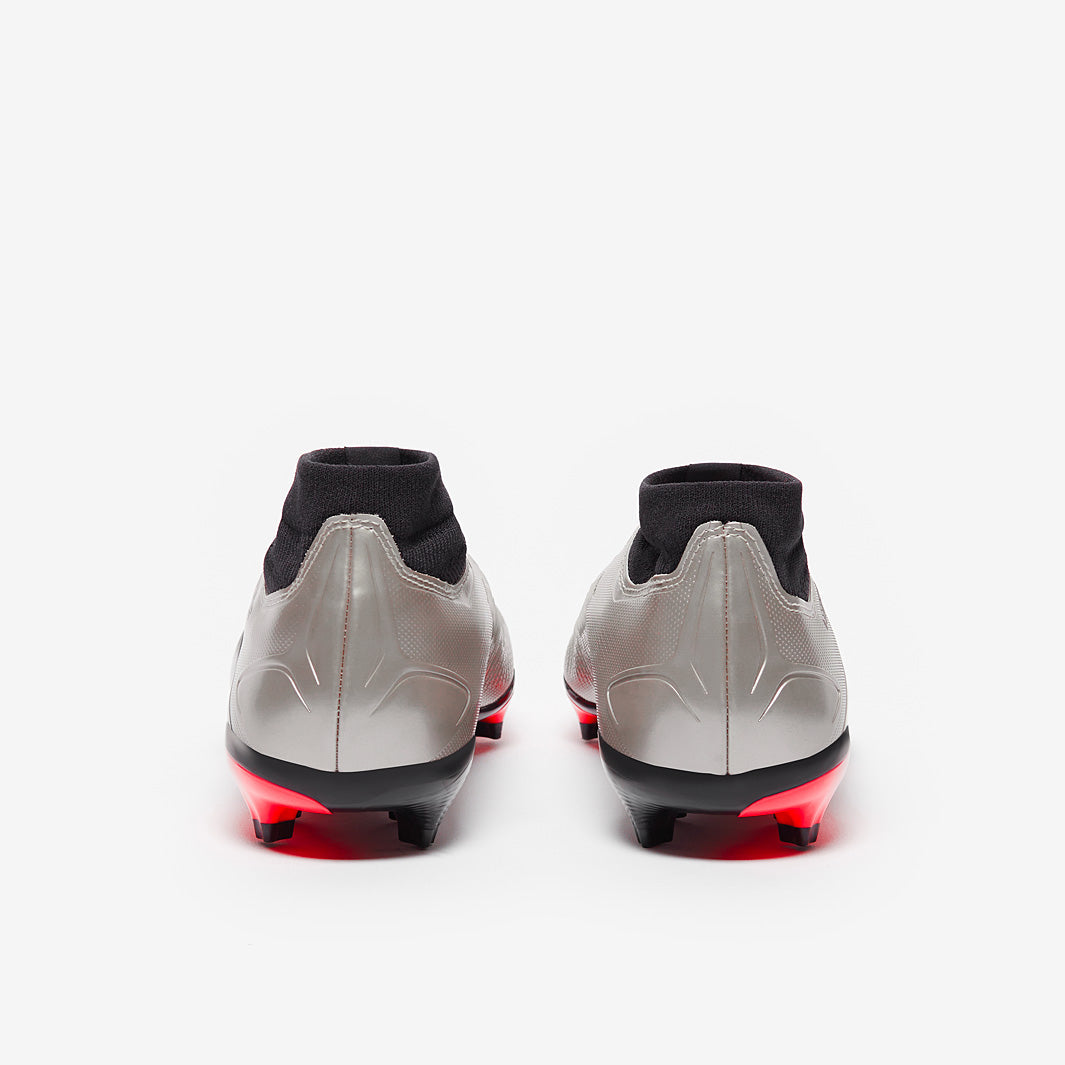 adidas Predator League Laceless FG