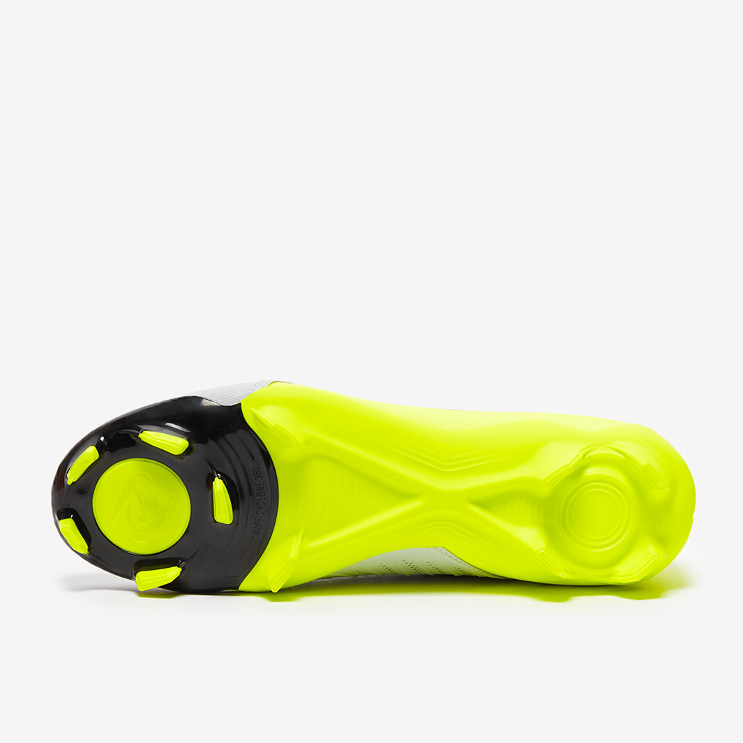 Nike Phantom Luna II Academy FG/MG