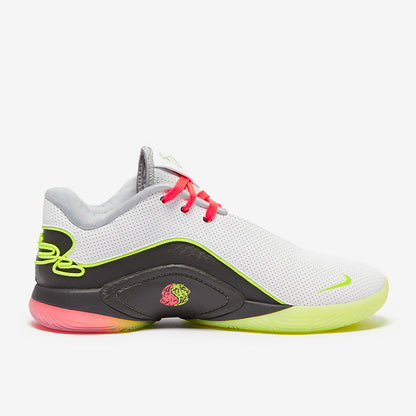 Nike LeBron 22