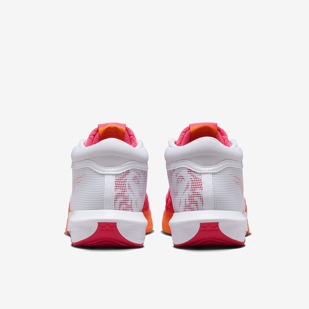 Nike LeBron Witness 8