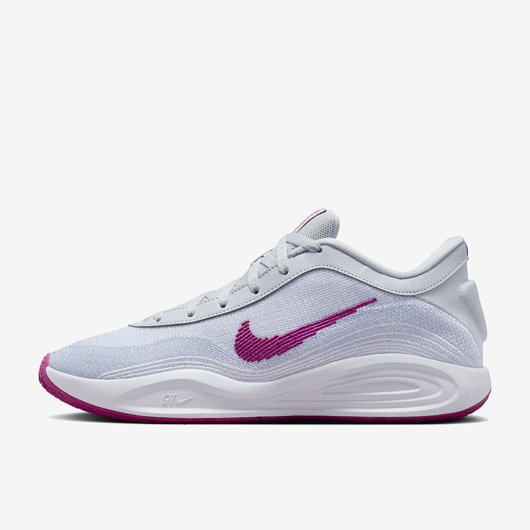 Nike G.T. Hustle Academy