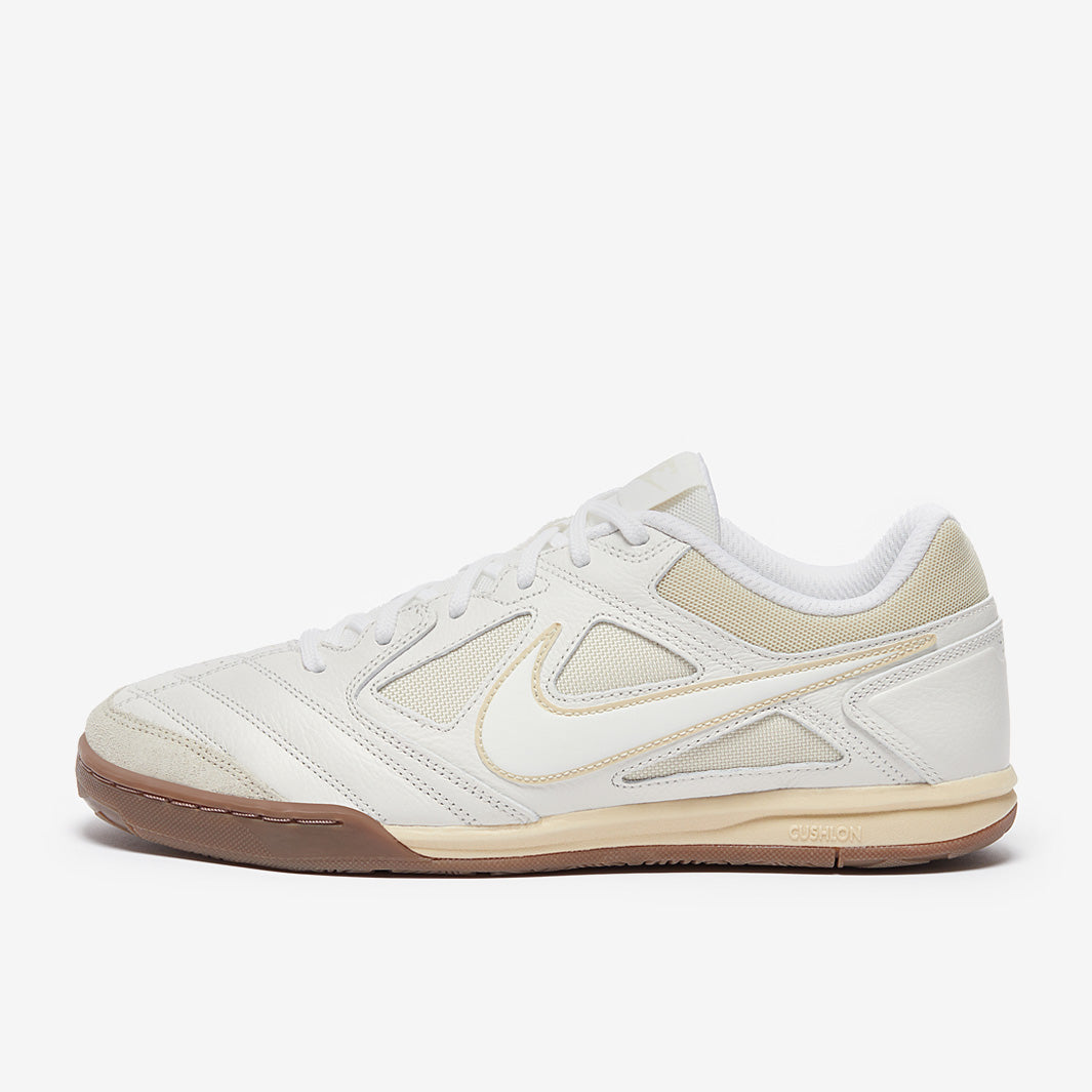 Nike Sportswear Gato