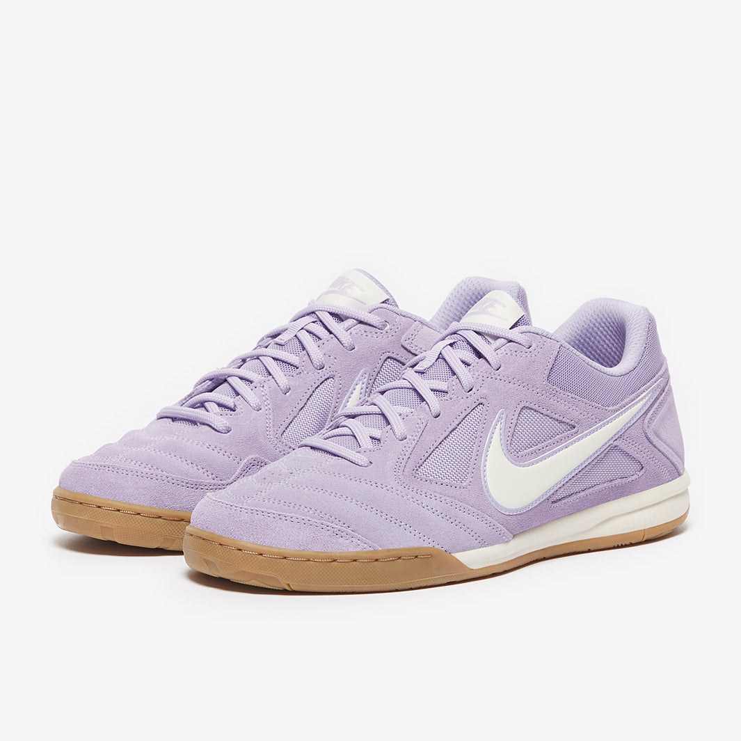 Nike Sportswear Gato