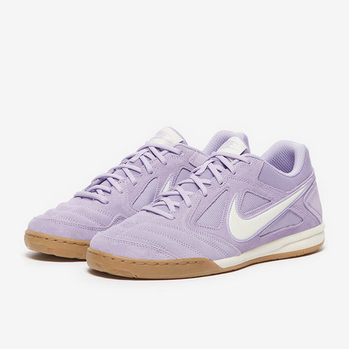 Nike Sportswear Gato