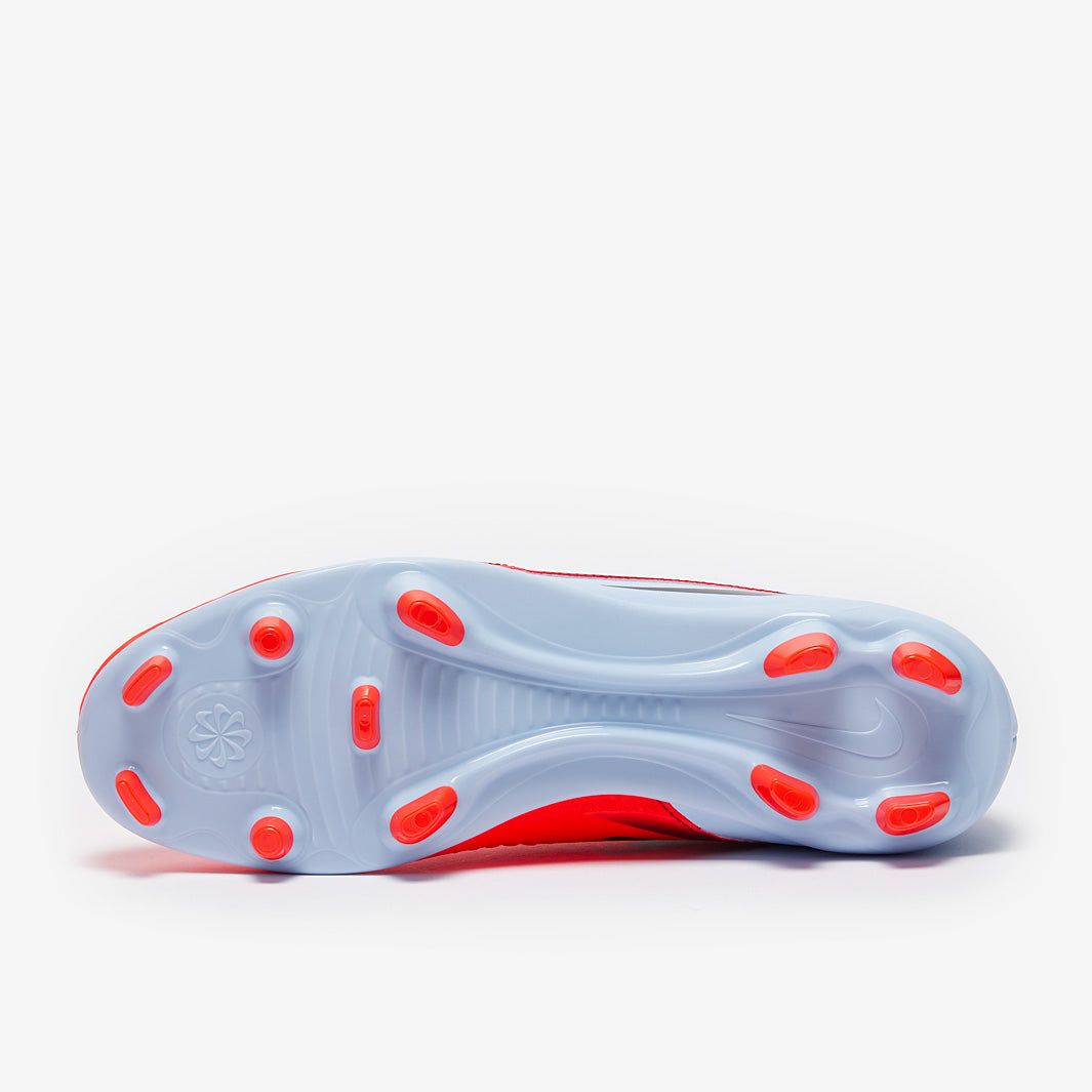 Nike Phantom 6 Club Low FG/MG