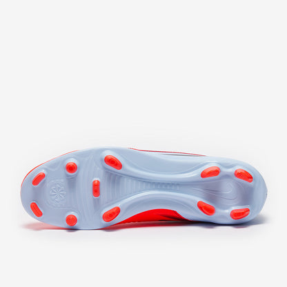 Nike Phantom 6 Club Low FG/MG