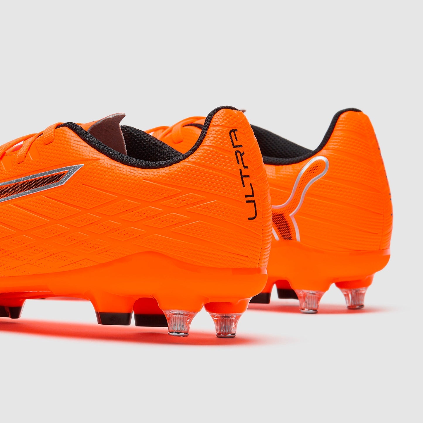 Puma Ultra 6 Play MxSG