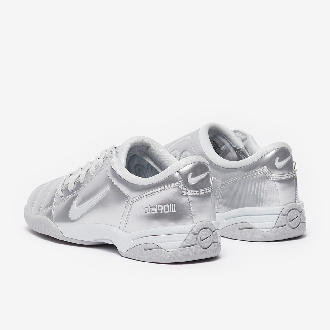 Nike Sportswear Womens T90