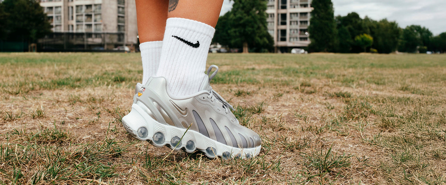 Nike Sportswear Womens Air Max DN8