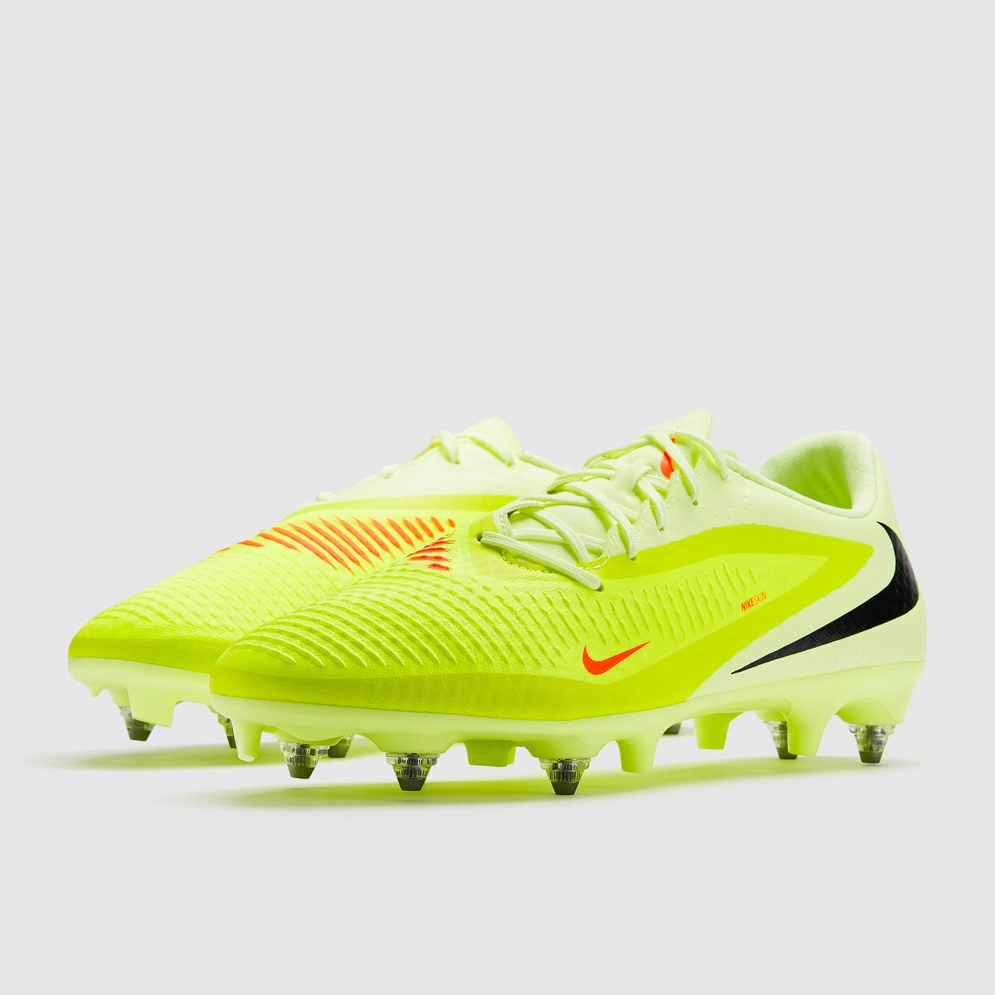 Nike Phantom 6 Academy Low SG-Pro Anti-Clog