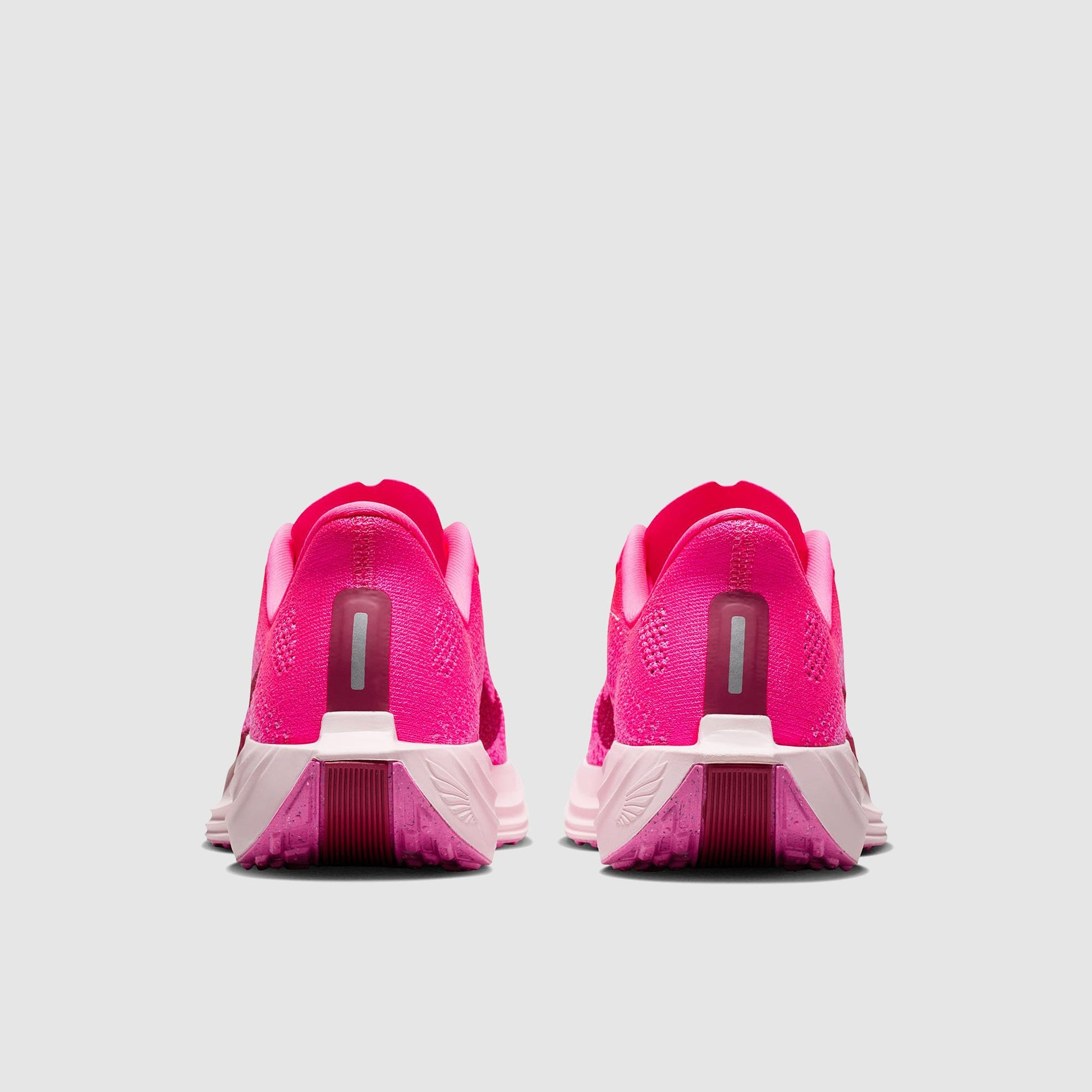 Nike Womens Pegasus Plus
