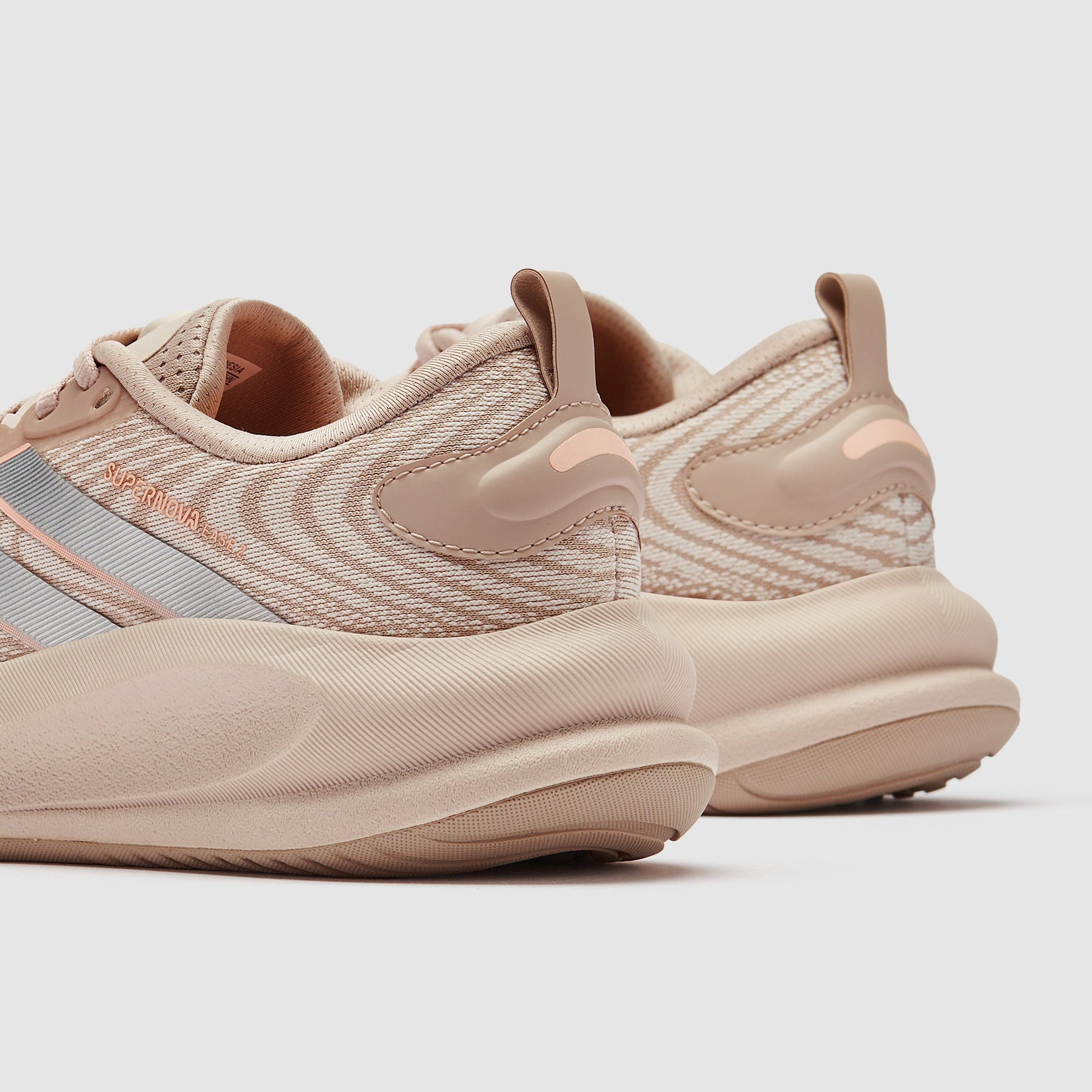 adidas Womens Supernova Ease 2