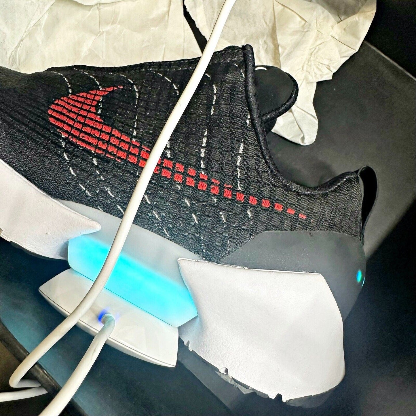 Nike Hyper Adapt 1.0 Bred EARL Black Red Mens Size 8 Self Lacing 843871 005