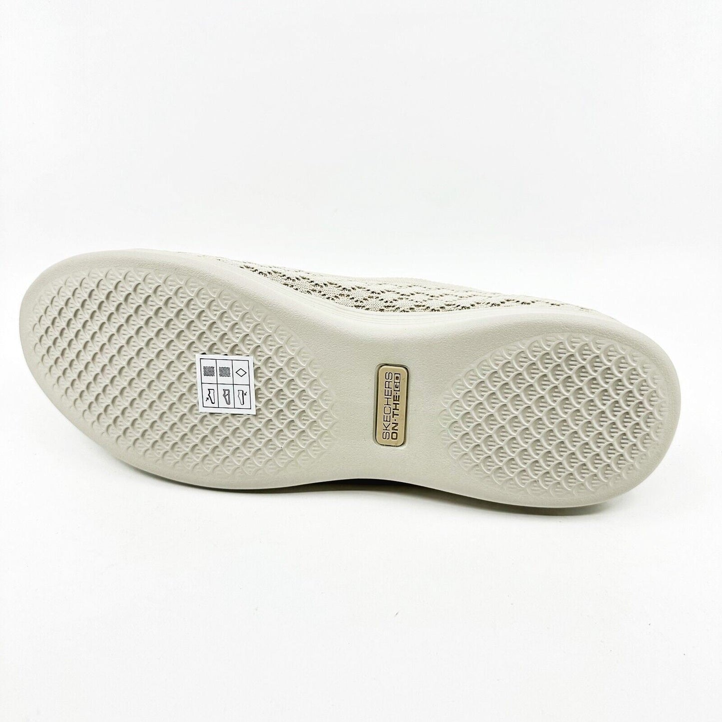 Skechers On The Go Dreamy Donna Natural Womens Size 11 Casual Loafer Flat
