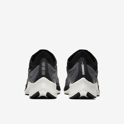 Nike Womens Zoom Fly 3