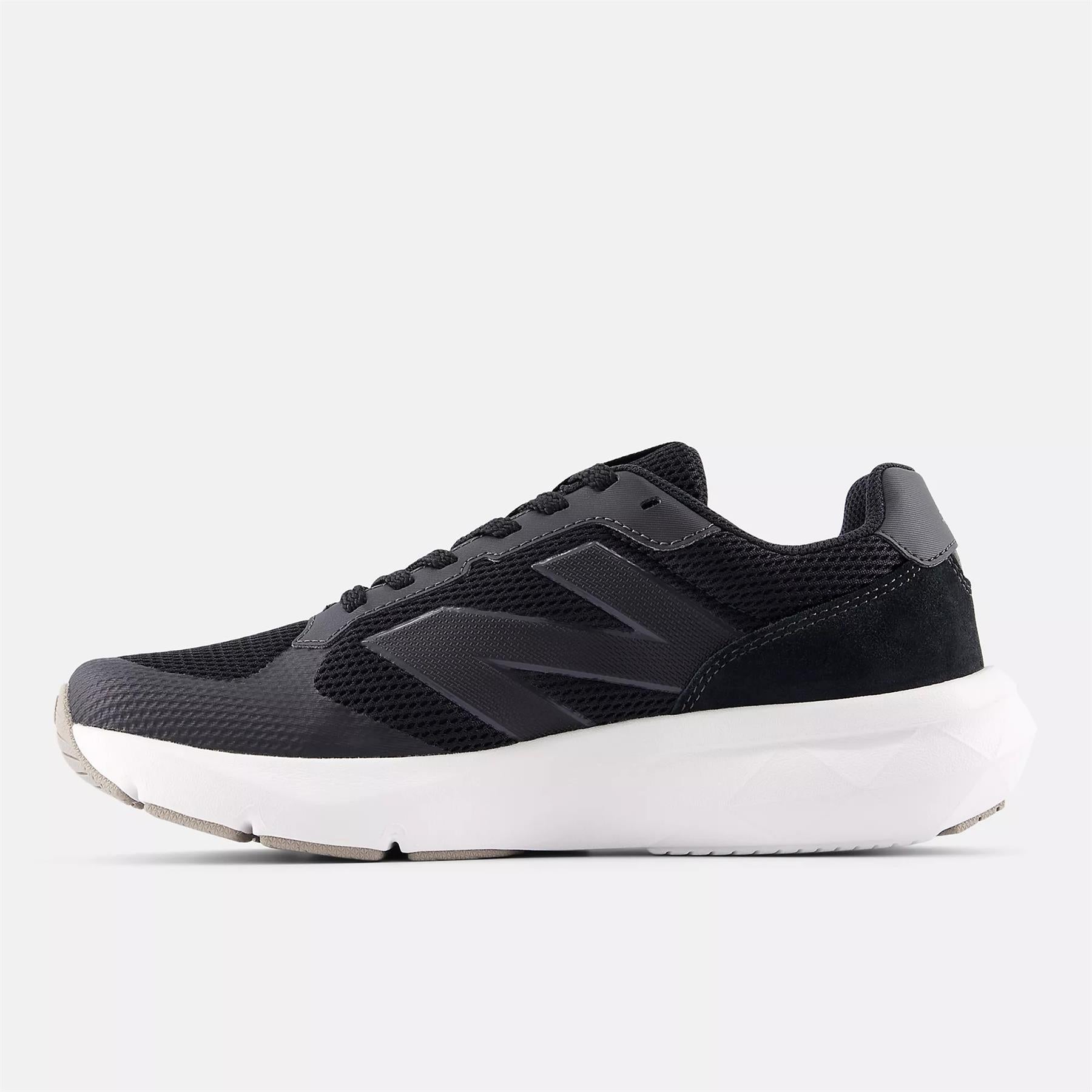 Women's Wide Fit New Balance Dynasoft UA800B Running Trainers