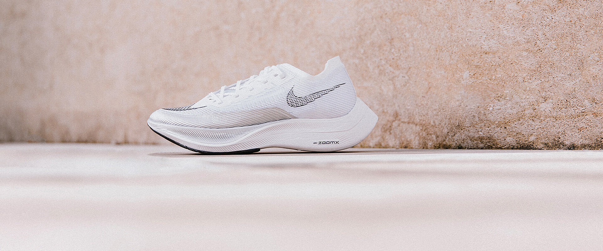 Nike Womens ZoomX Vaporfly Next Percent 2
