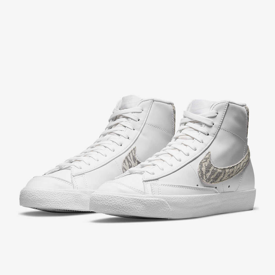 Nike Sportswear Womens Blazer Mid 77 SE