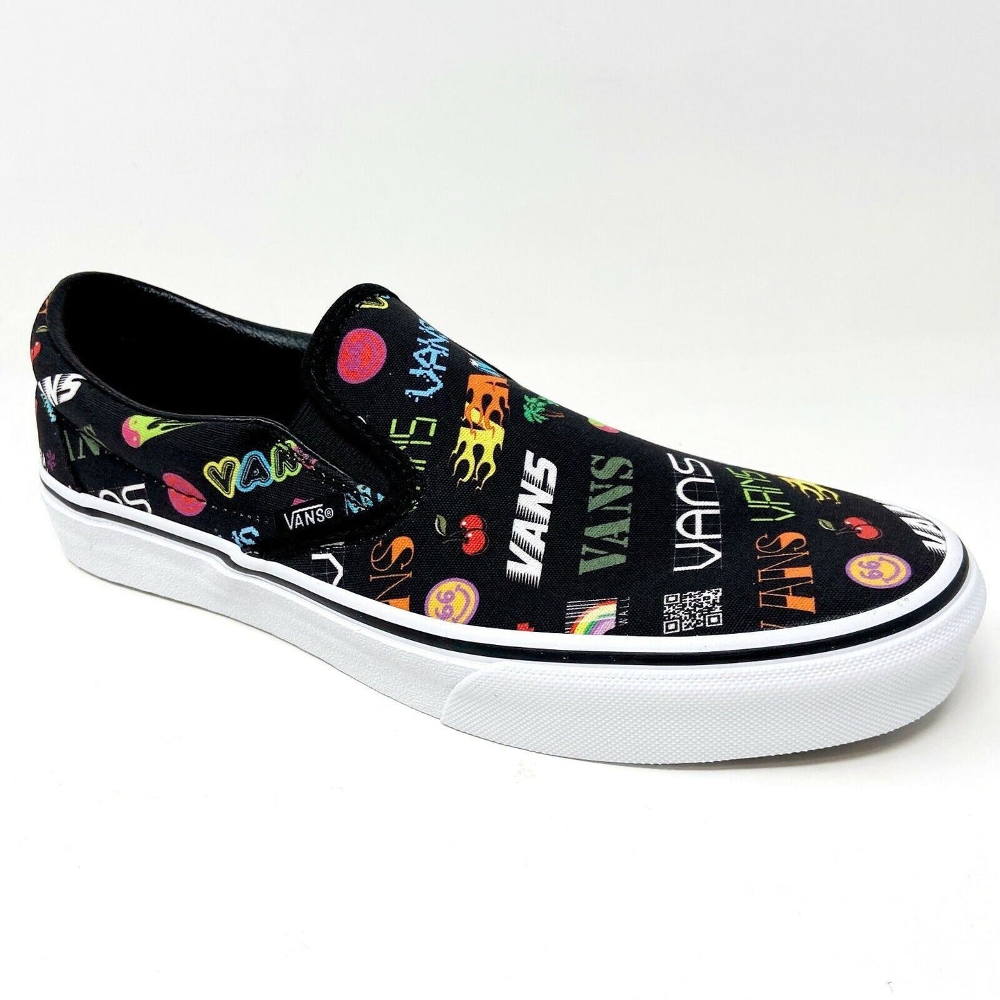 Vans Classic Slip On (Disruptive) Black True White Womens Casual Shoes