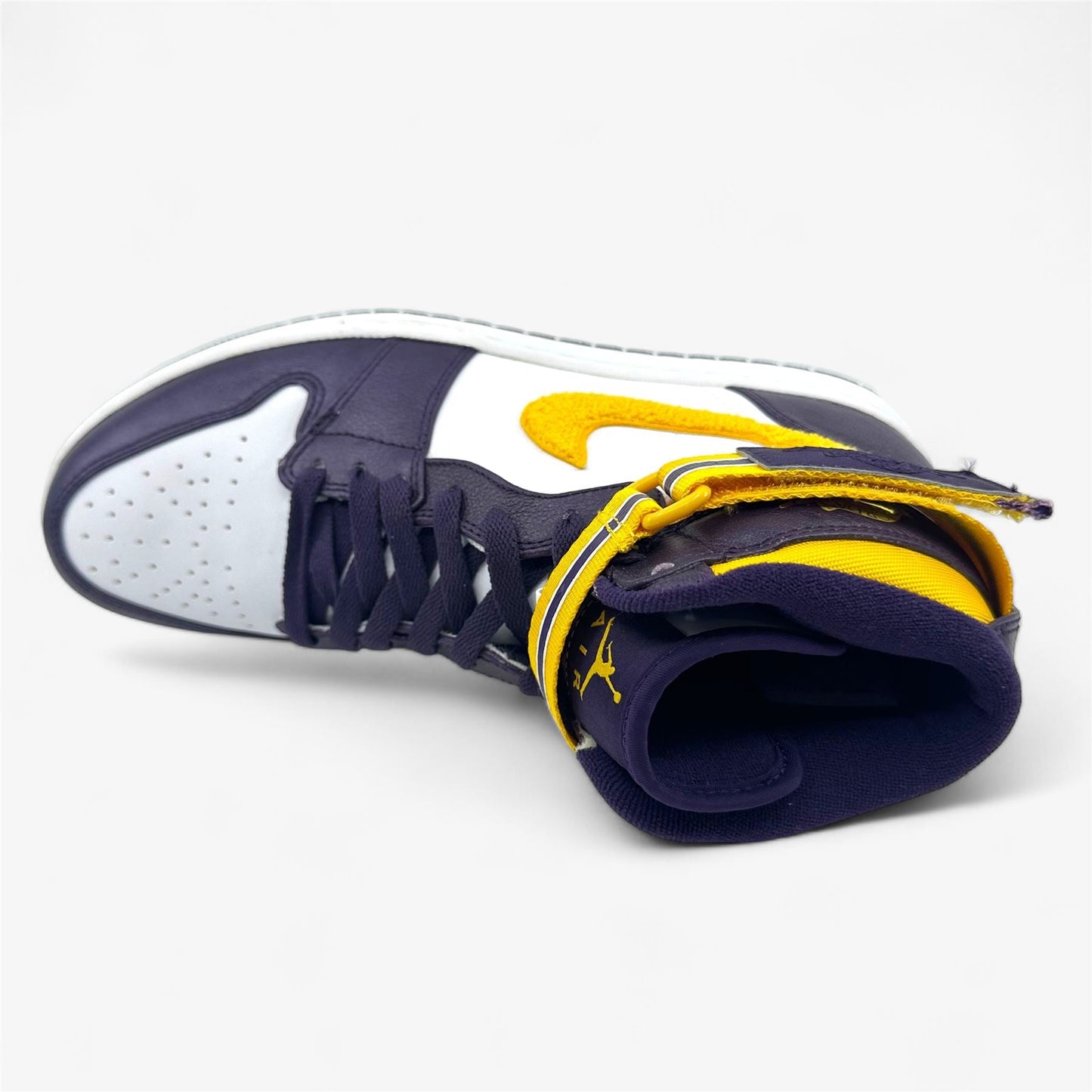 Jordan Air Jordan 1 High Strap Grand Purple Varsity Maize White Mens LA Lakers Sneaker