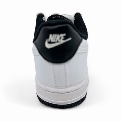 Nike Force 1 ESS White Black Kids Size 1 Athletic Sneaker