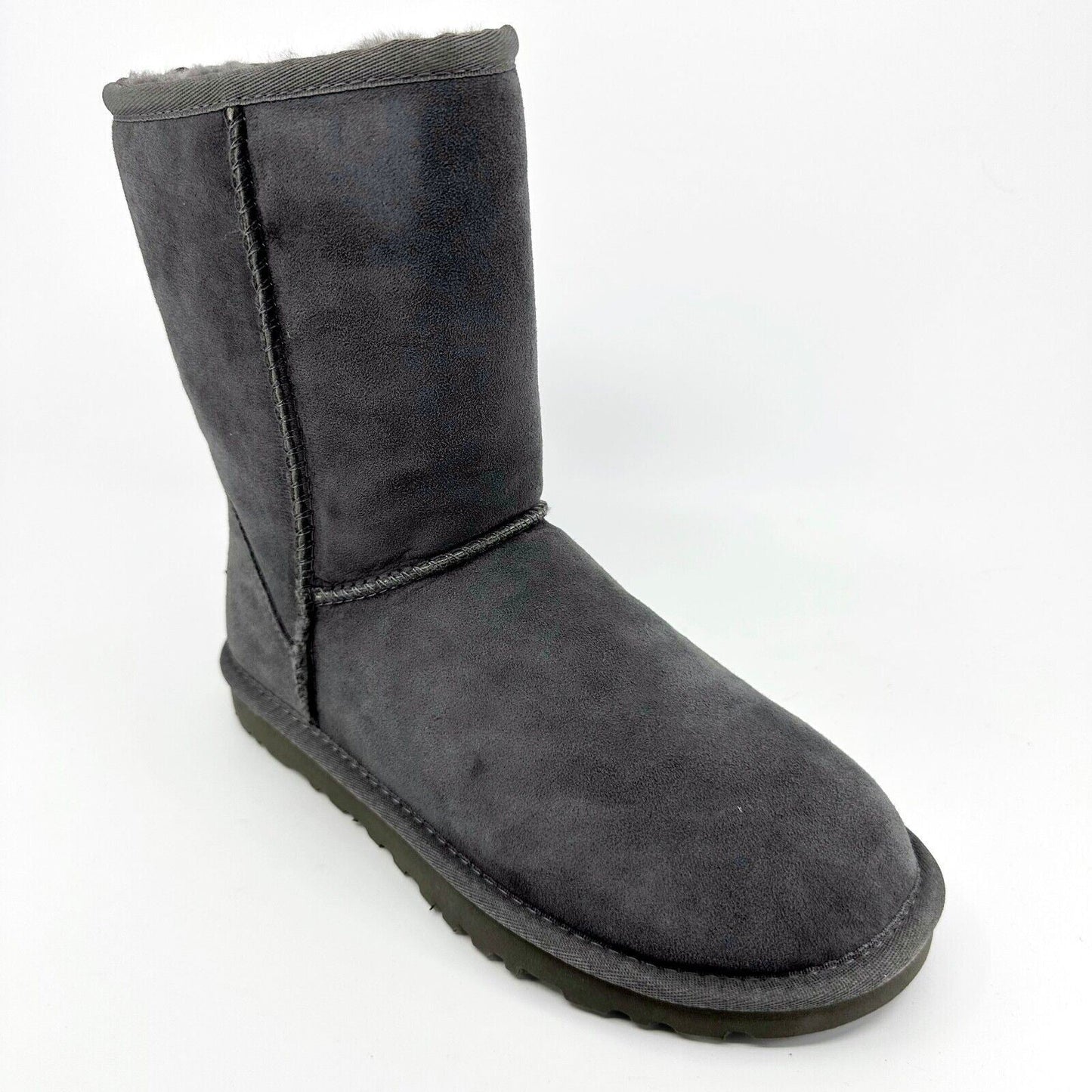 UGG Classic Short Grey Womens Size 6 Sheepskin Suede Boots
