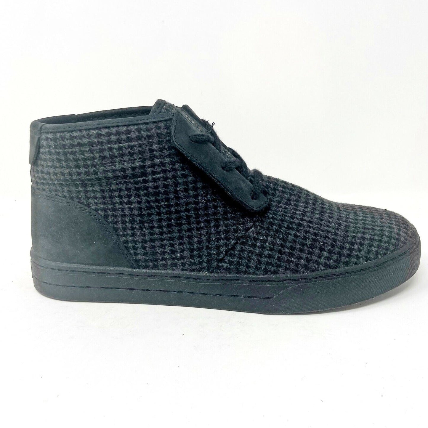 Clae McQueen Black Nubuck Wool Mens Casual Sneakers