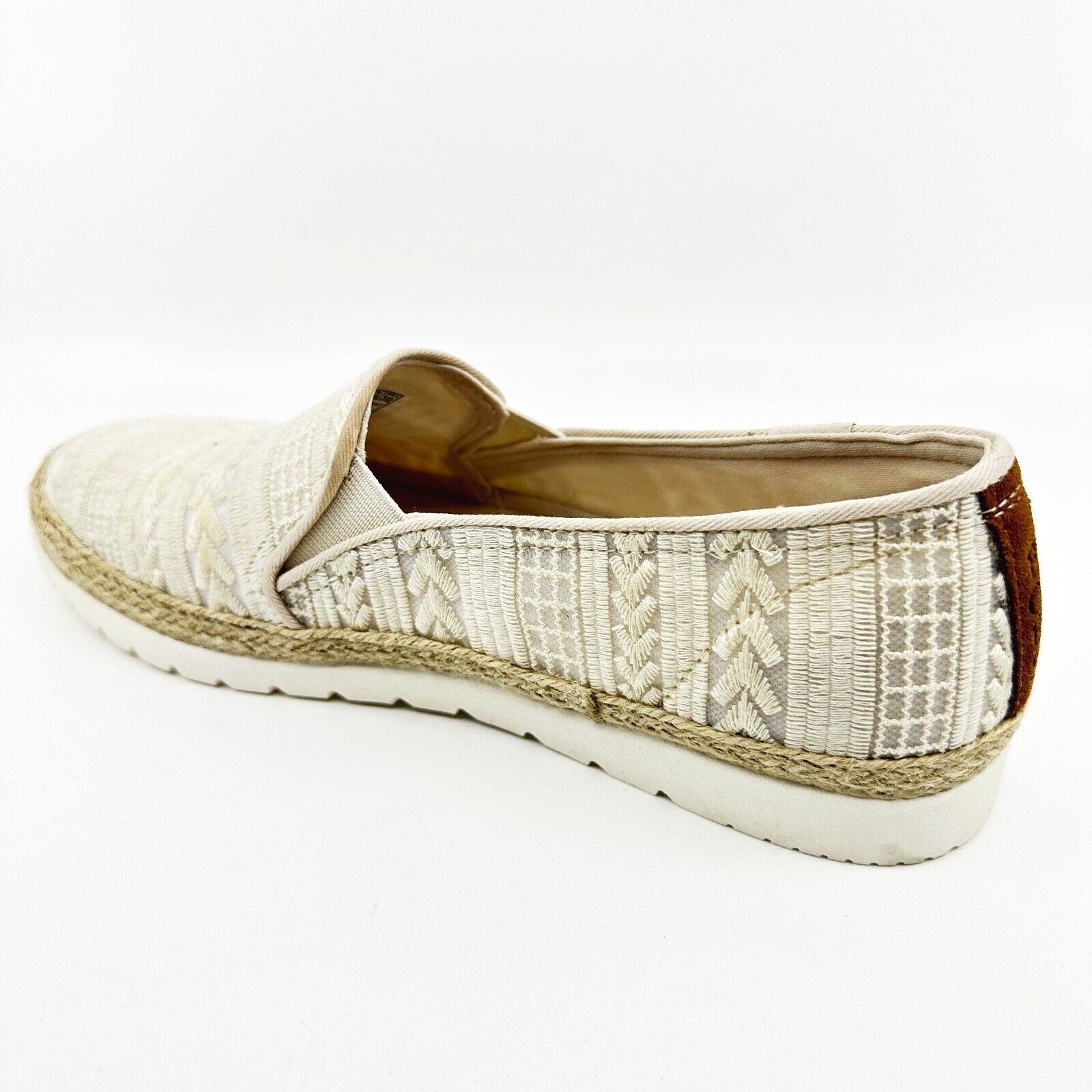 Skechers Flexpadrille 3.0 Chevron Babe Natural Womens Size 9.5 Slip On Shoes