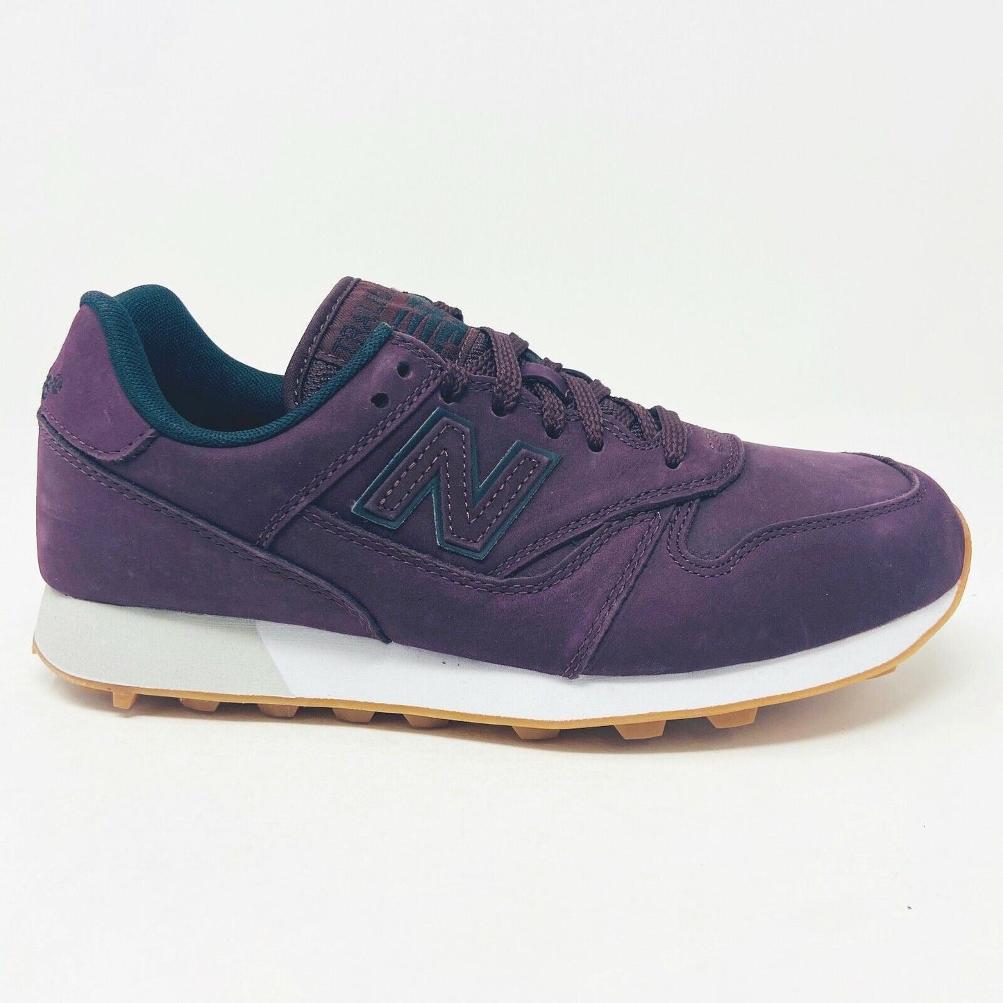 New Balance Trailbuster Burgundy Gum Mens Outdoor Hiking Shoes TBTBBN