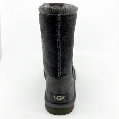UGG Classic Short Grey Womens Size 6 Sheepskin Suede Boots