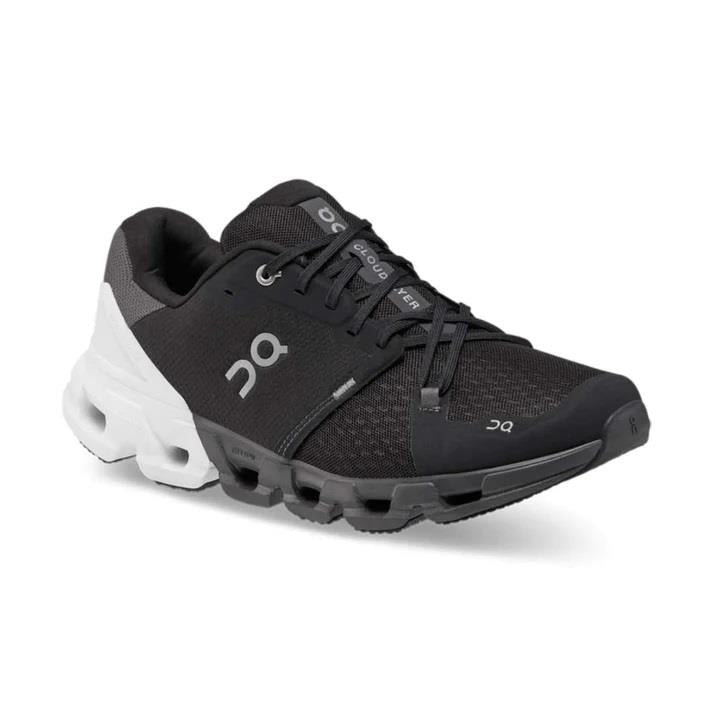 Women's Wide Fit On Cloudflyer 4 Walking Trainers