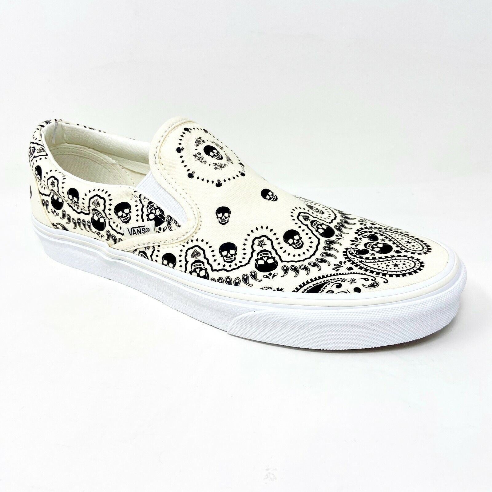 Vans Classic Slip On (Bandanas) Classic White Black Skulls Womens Casual Shoes