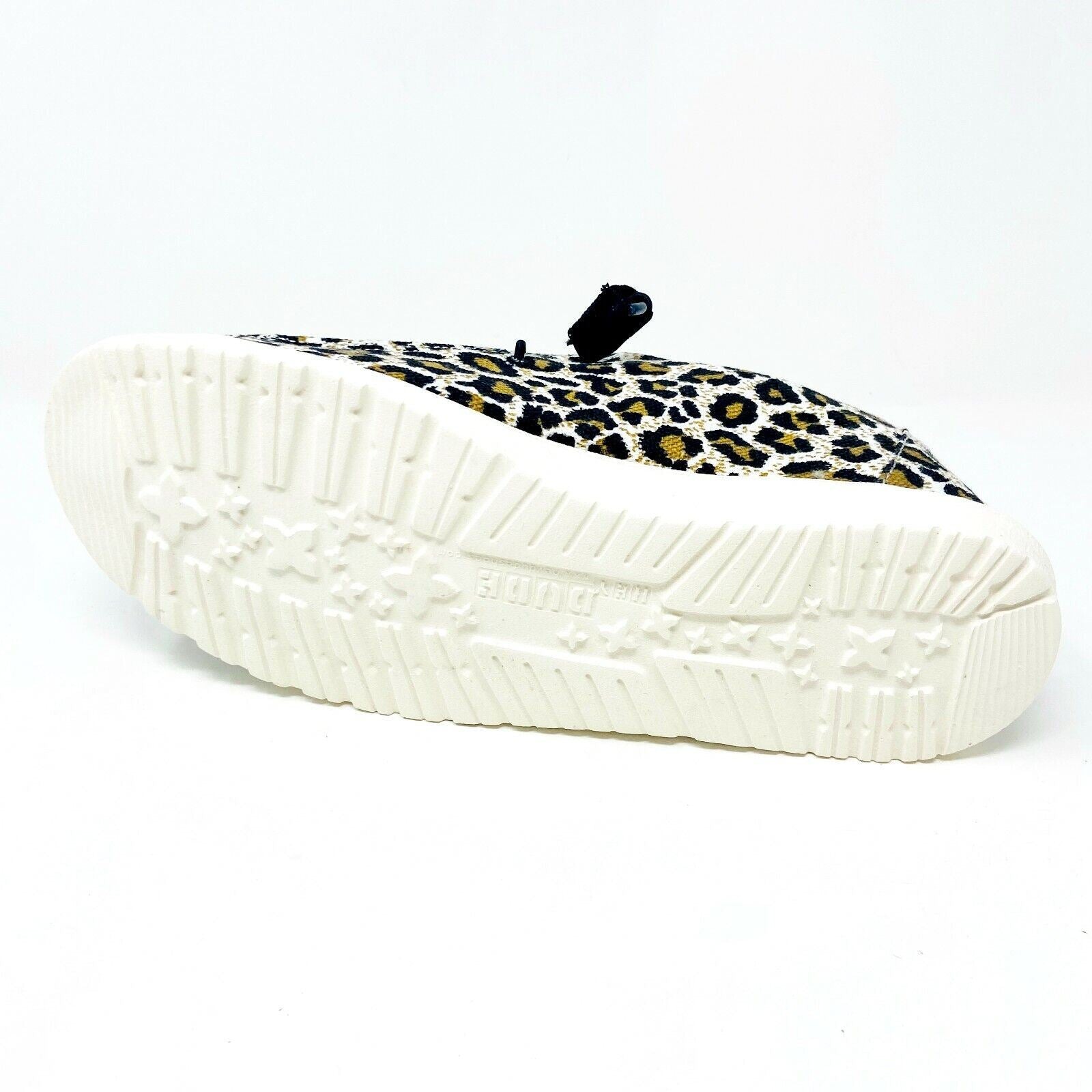 Hey Dude Womens Wendy Cheetah Size 5 Slip On Walking Casual Shoes