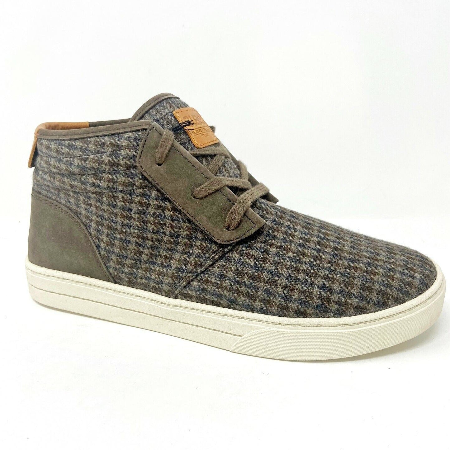 Clae McQueen Umber Nubuck Wool Mens Size 8 Premium Casual Sneakers