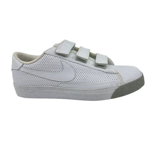 Nike Blazer Low V Triple White Mens Athletic Sneaker