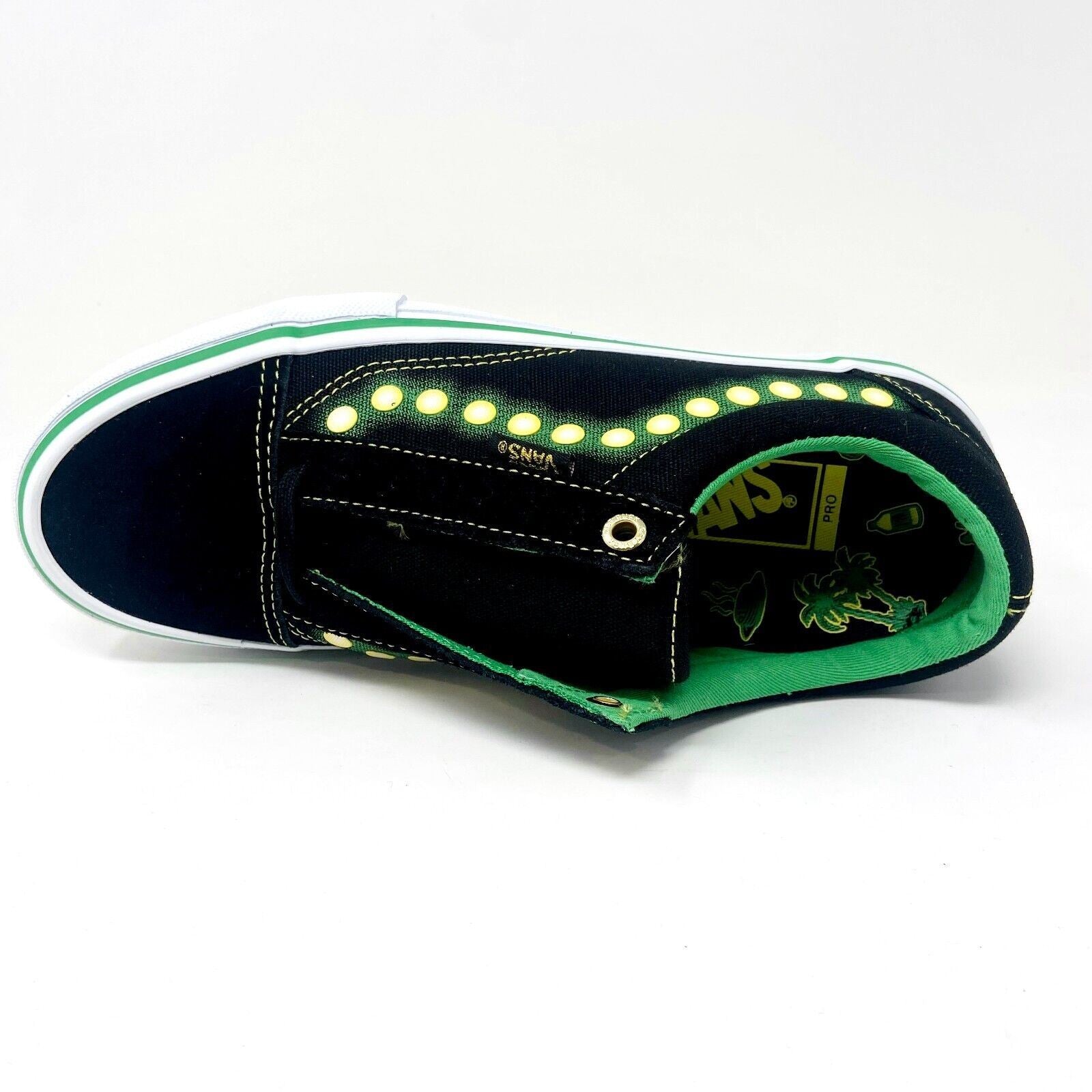 Vans Old Skool Pro (Shake Junt) Black White Green Womens Casual Shoes