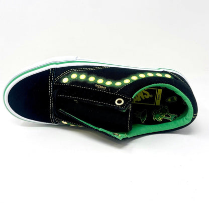 Vans Old Skool Pro (Shake Junt) Black White Green Womens Casual Shoes