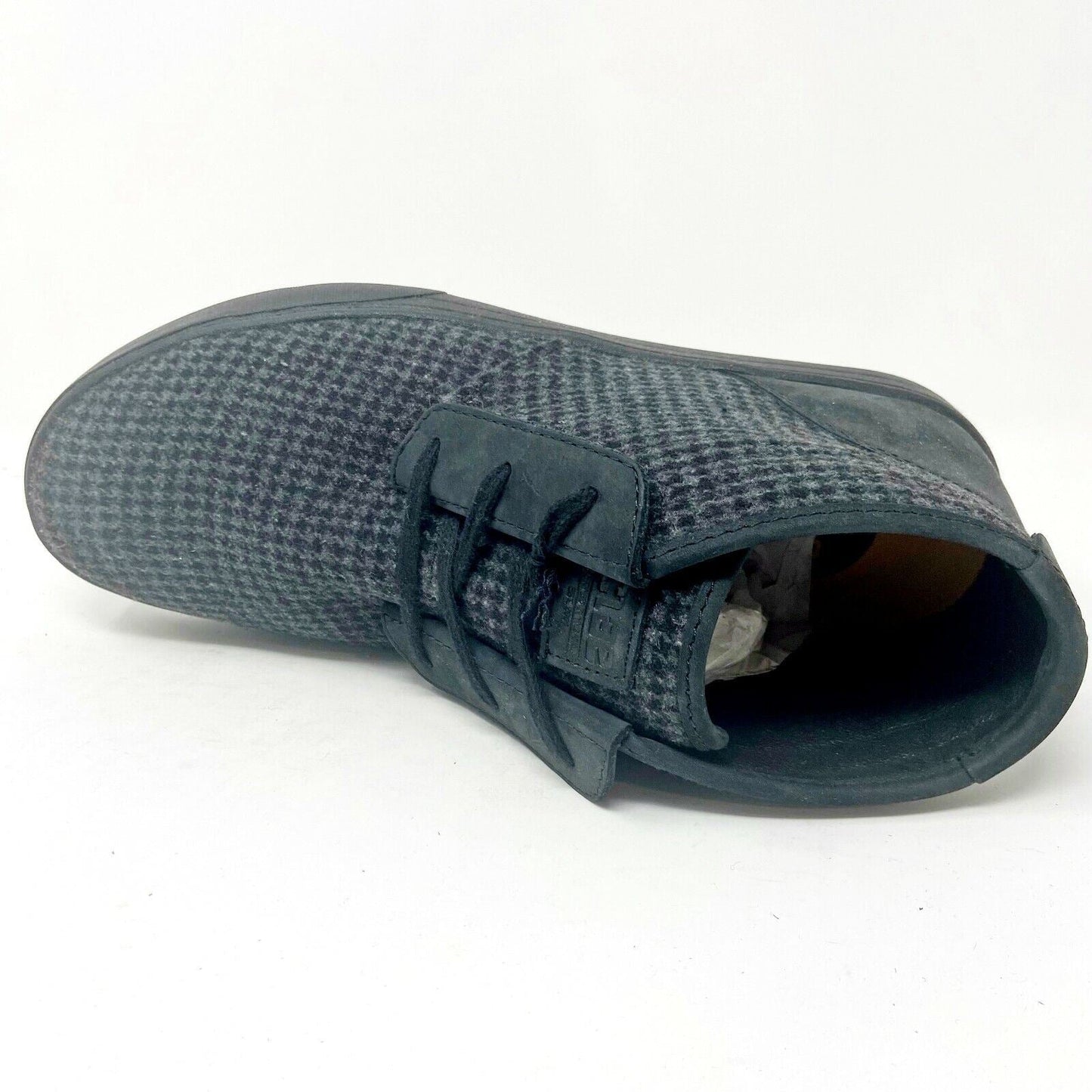Clae McQueen Black Nubuck Wool Mens Casual Sneakers