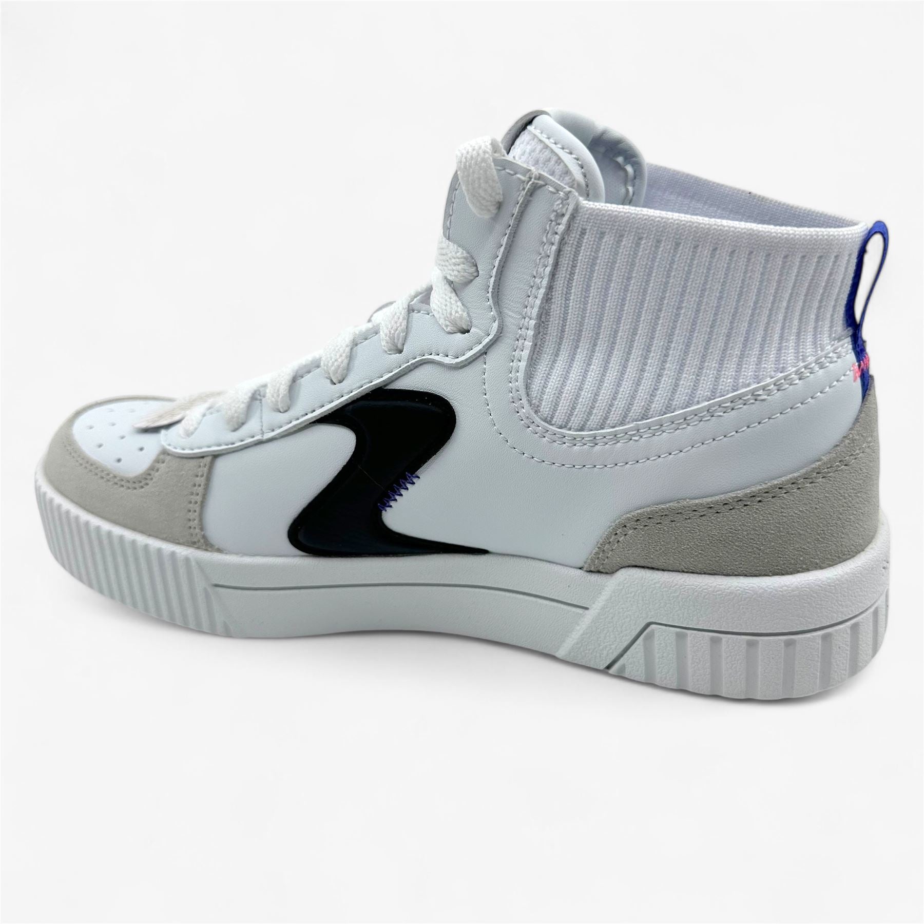 Skechers Jade Cruise Thru White Black Womens Athletic Court Classics Sneaker