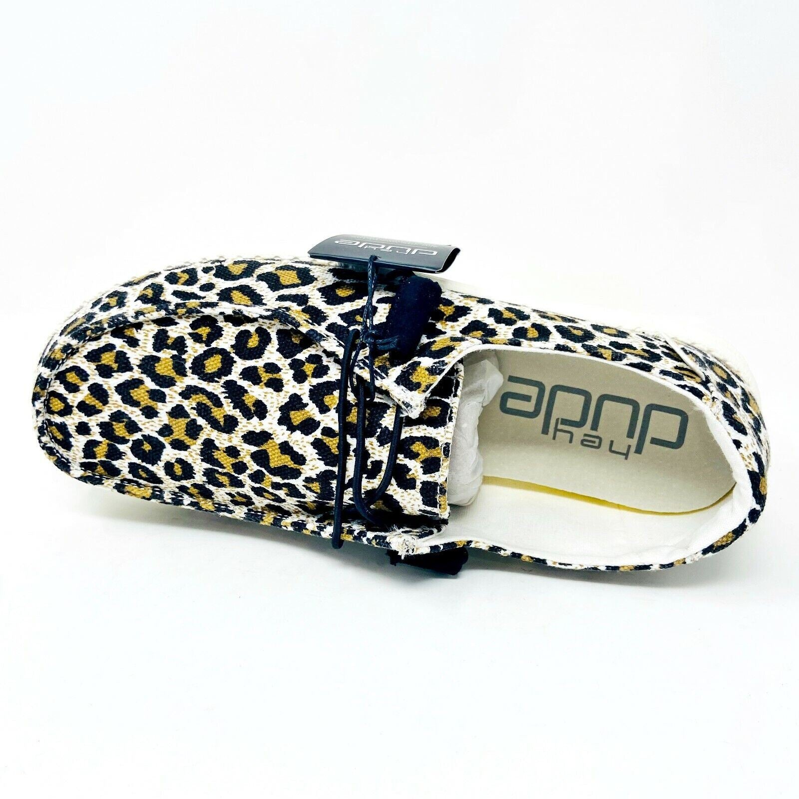 Hey Dude Womens Wendy Cheetah Size 5 Slip On Walking Casual Shoes