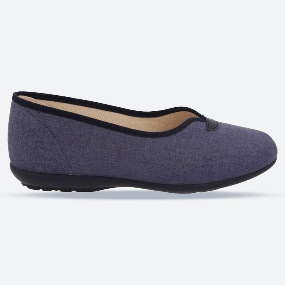 Women's Wide Fit DB Isobelle Canvas Shoes